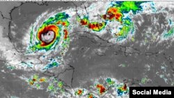 Una banda del huracán Milton toca el Cabo de San Antonio, en Pinar del Río, Cuba, este martes, 8 de octubre. (Facebook/Insmet)