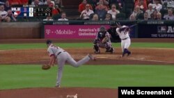 José Altuve conectó tres jonrones frente a los Medias Rojas de Boston.