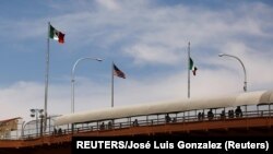 El puente internacional Lerdo Stanton, por donde pasan desde Texas a México los inmigrantes indocumentados que son deportados desde Estados Unidos, fotografiado el 5 de abril de 2021. REUTERS/Jose Luis Gonzalez.