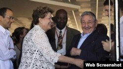 Dilma Rousseff, Raúl Castro y Marcelo Odebrecht durante inauguración del Mariel en enero de 2014. 