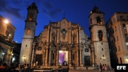 PLAZA DE LA CATEDRAL DE LA HABANA