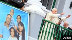 El papa Francisco en la Catedral de Santiago de Cuba.